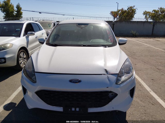 2021 FORD ESCAPE SE 13