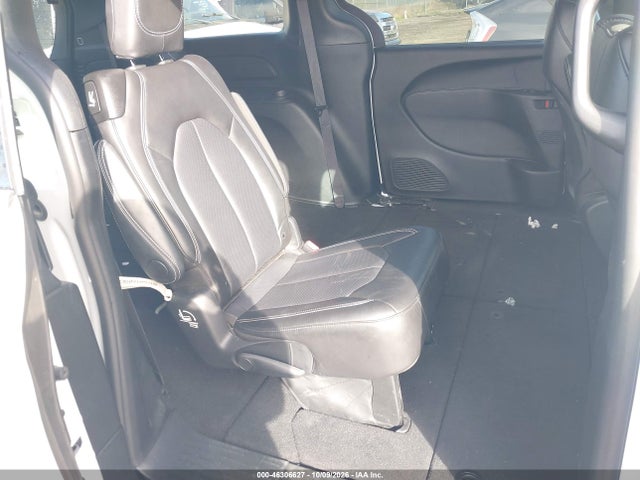 2026 CHRYSLER PACIFICA SELECT 8