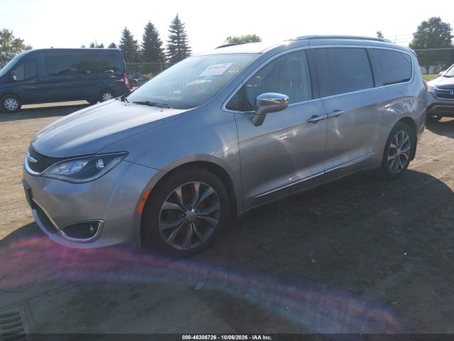2017 CHRYSLER PACIFICA LIMITED 2