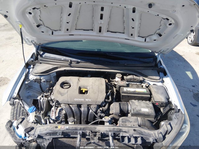 2017 HYUNDAI ELANTRA SE 10