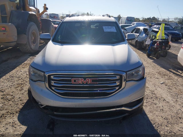 2018 GMC ACADIA SLT-1 11