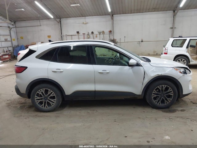 2020 FORD ESCAPE SEL 13