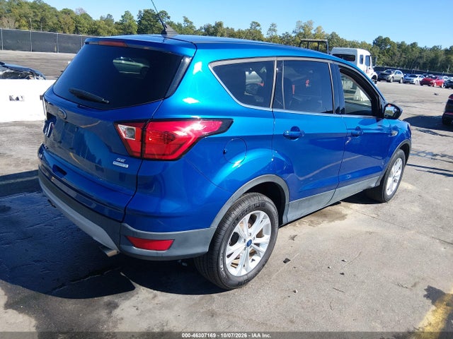 2019 FORD ESCAPE SE 4