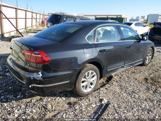 2017 VOLKSWAGEN PASSAT 1.8T S 4
