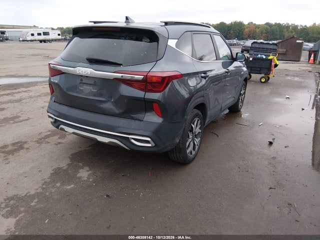 2023 KIA SELTOS EX 4