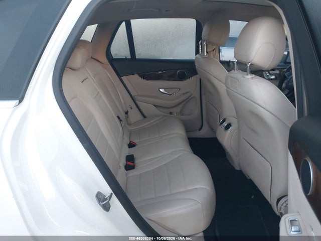 2018 MERCEDES-BENZ GLC 300 8