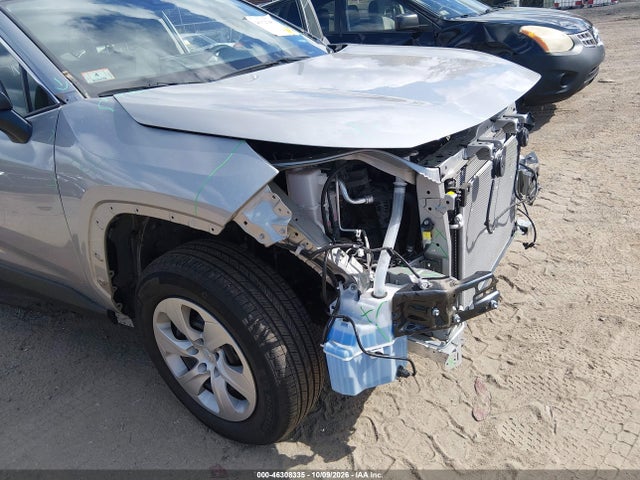 2024 TOYOTA RAV4 LE 19