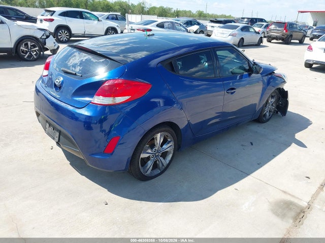 2017 HYUNDAI VELOSTER VALUE EDITION 4