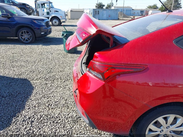 2018 HYUNDAI ACCENT SE 15