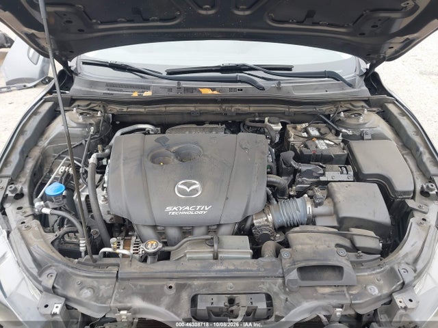 2018 MAZDA MAZDA3 TOURING 10