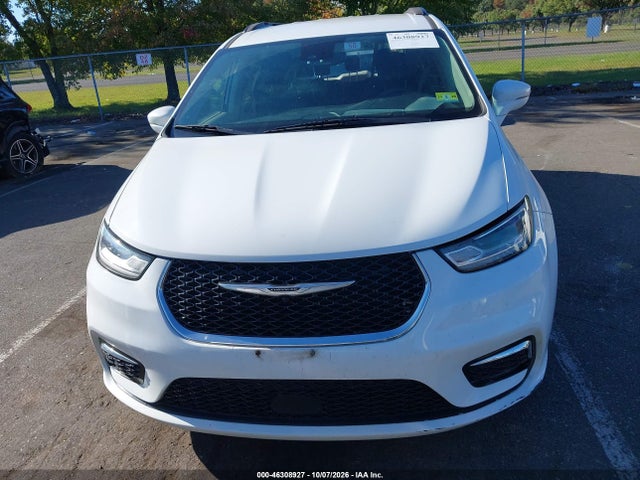 2022 CHRYSLER PACIFICA TOURING L 12