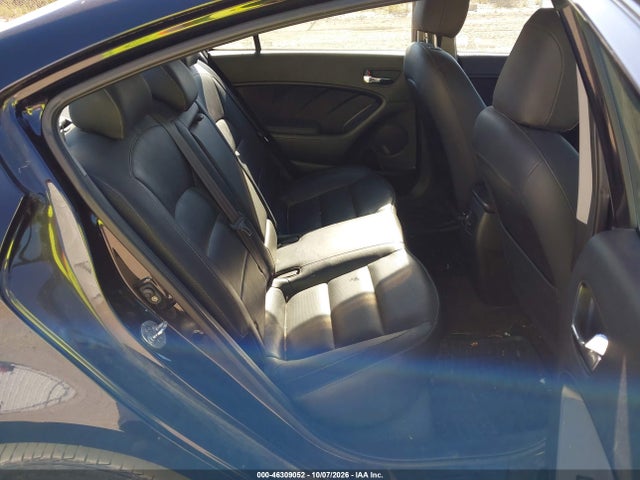 2017 KIA FORTE EX 8