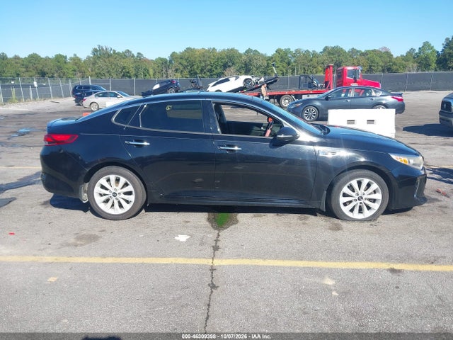 2018 KIA OPTIMA S 14