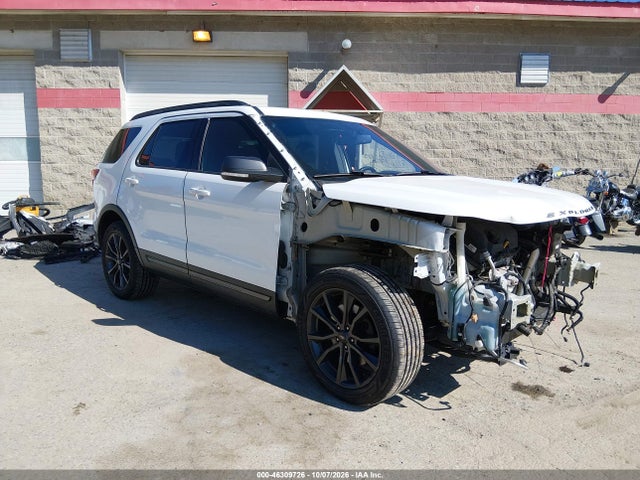 2017 FORD EXPLORER XLT 18