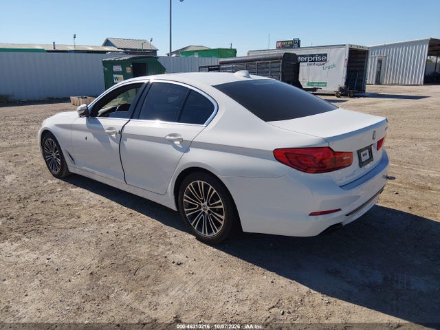 2019 BMW 540I 3