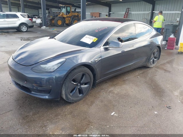 2018 TESLA MODEL 3 LONG RANGE/PERFORMANCE 2