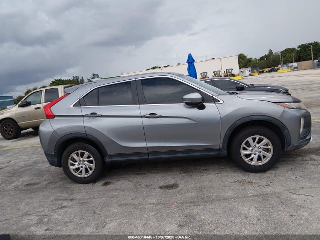 2019 MITSUBISHI ECLIPSE CROSS ES 13