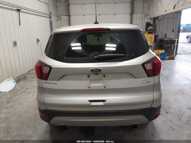 2019 FORD ESCAPE SE 16