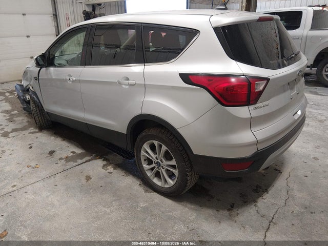 2019 FORD ESCAPE SE 3