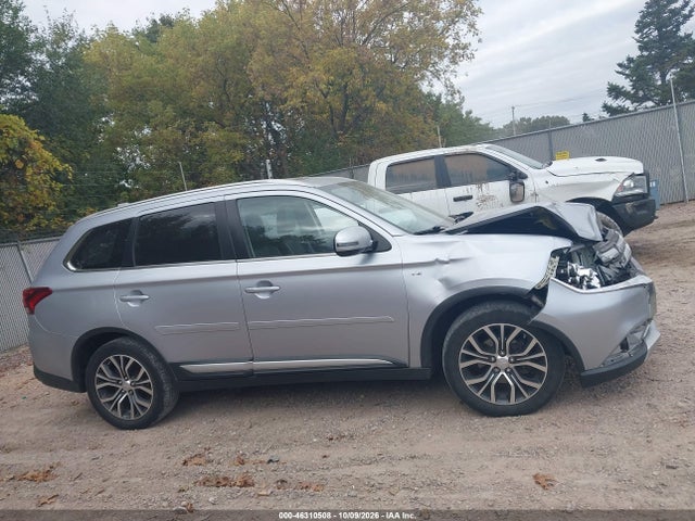 2017 MITSUBISHI OUTLANDER GT 14