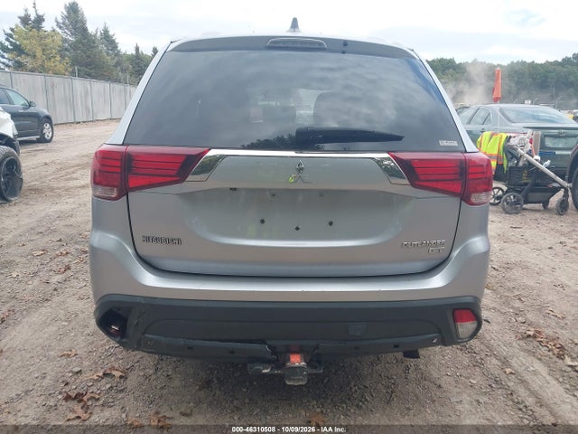 2017 MITSUBISHI OUTLANDER GT 17