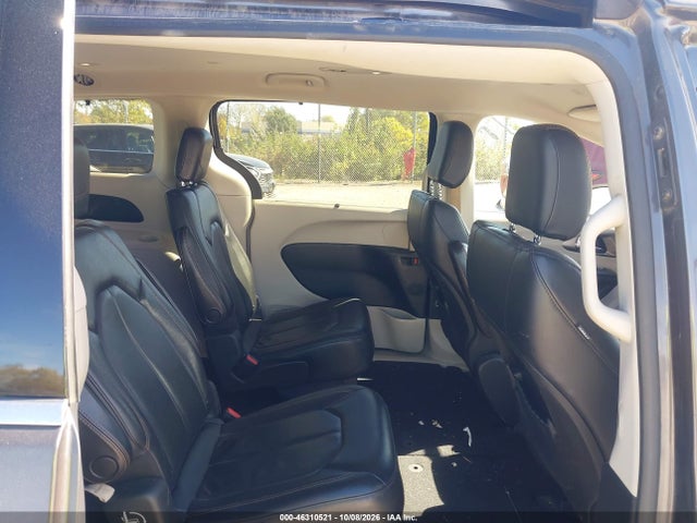 2020 CHRYSLER PACIFICA TOURING L 8