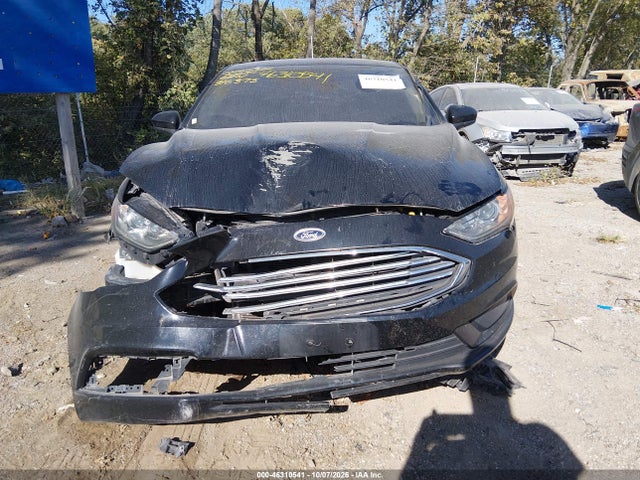 2017 FORD FUSION SE 11