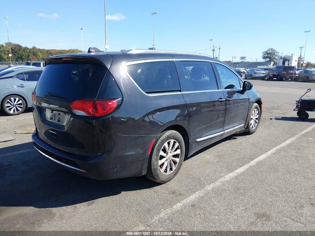 2018 CHRYSLER PACIFICA TOURING L 4