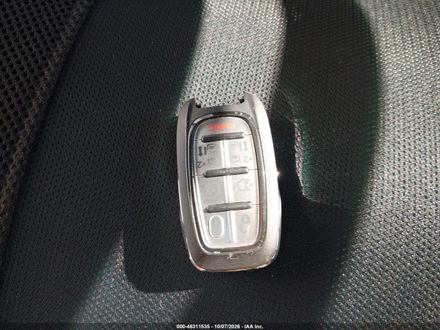 2027 CHRYSLER PACIFICA 11