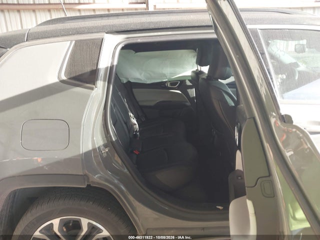 2024 JEEP COMPASS LIMITED 4X4 8