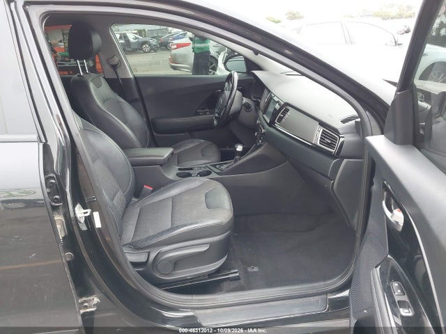 2017 KIA NERO 5