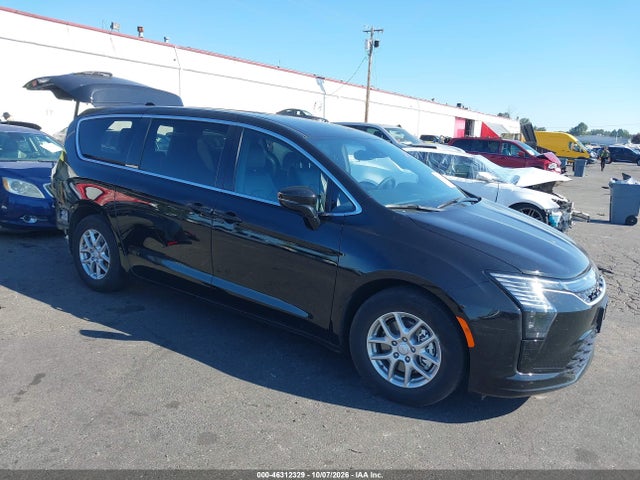 2027 CHRYSLER PACIFICA