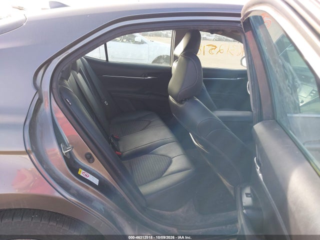 2019 TOYOTA CAMRY SE 8
