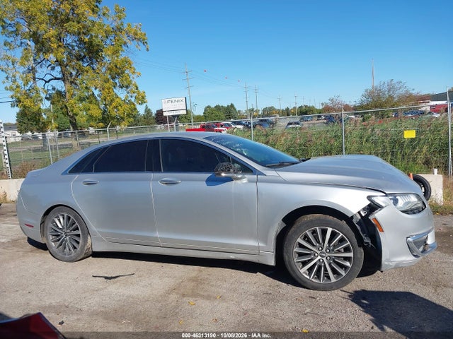 2017 LINCOLN MKZ SELECT 13