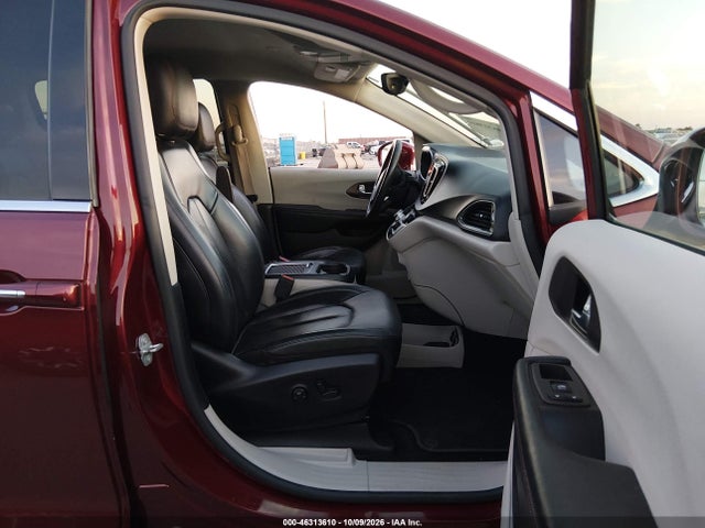 2019 CHRYSLER PACIFICA TOURING L PLUS 5