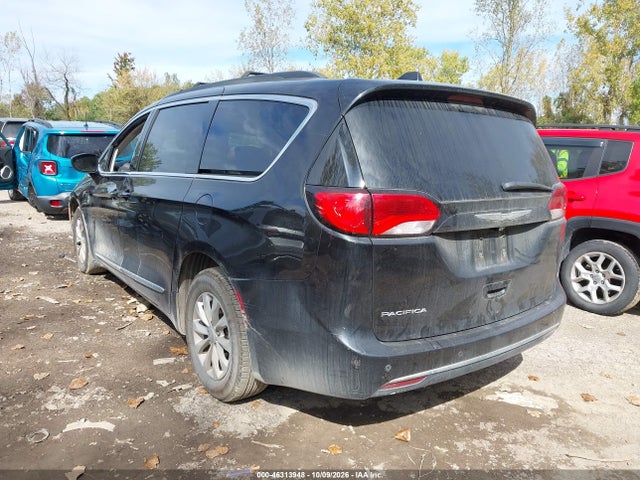 2017 CHRYSLER PACIFICA TOURING-L 3