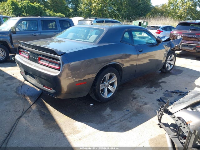 2019 DODGE CHALLENGER SXT 4
