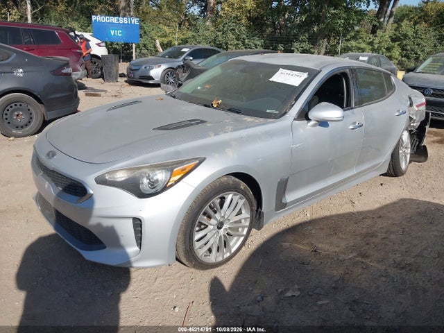 2018 KIA STINGER 2