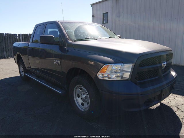 2018 RAM 1500 TRADESMAN QUAD CAB 4X4 6'4 BOX