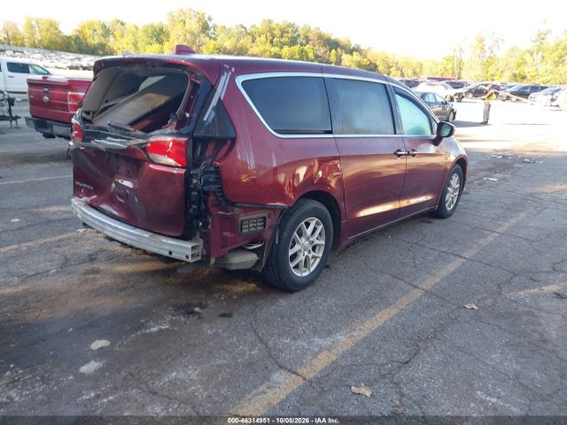 2020 CHRYSLER PACIFICA TOURING 4