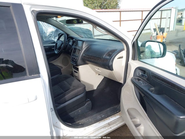 2017 DODGE GRAND CARAVAN SE 5