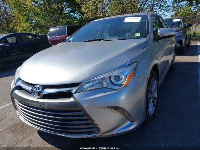 2017 TOYOTA CAMRY LE 18