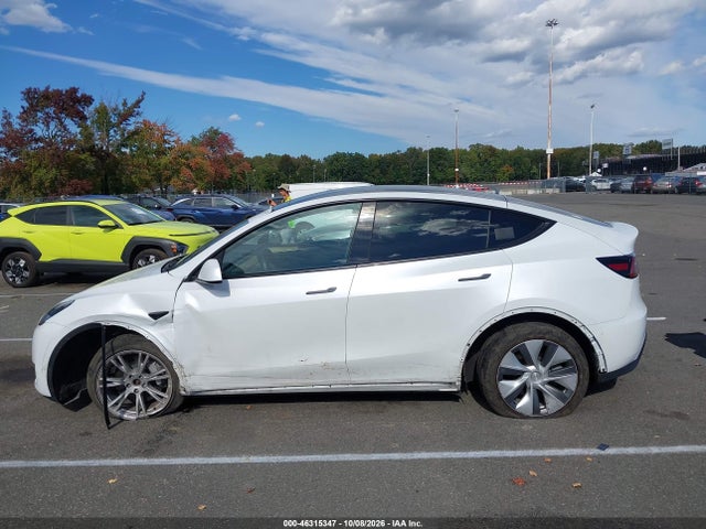 2023 TESLA MODEL Y PERFORMANCE DUAL MOTOR ALL-WHEEL DRIVE 13