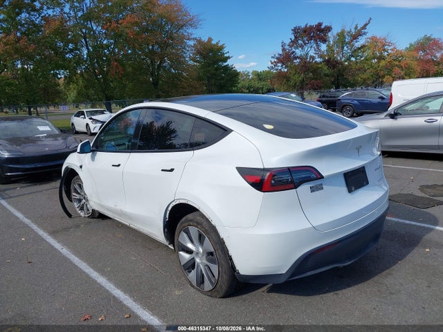 2023 TESLA MODEL Y PERFORMANCE DUAL MOTOR ALL-WHEEL DRIVE 3
