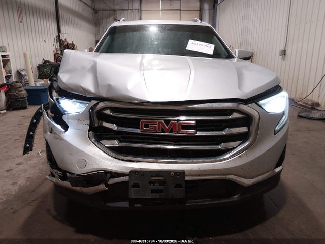 2019 GMC TERRAIN SLT 12