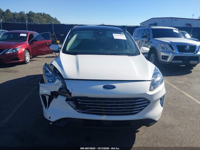 2021 FORD ESCAPE TITANIUM 12