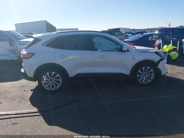 2021 FORD ESCAPE TITANIUM 13