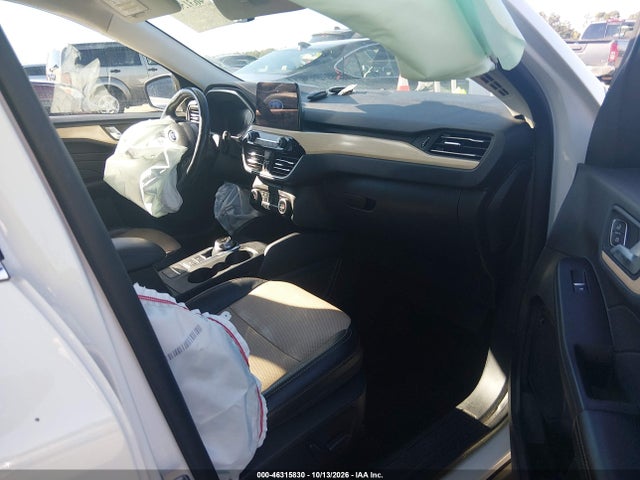 2021 FORD ESCAPE TITANIUM 5