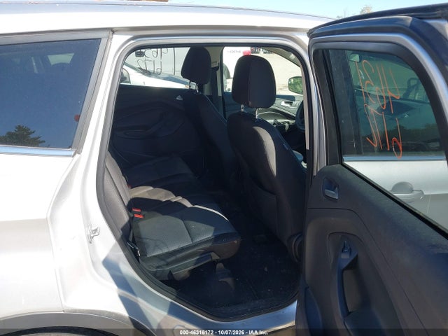 2017 FORD ESCAPE SE 8