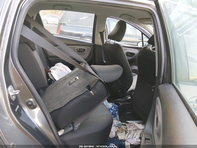 2017 TOYOTA YARIS L 8